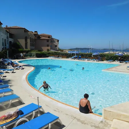 Superbe T2 Face Piscine Apartament