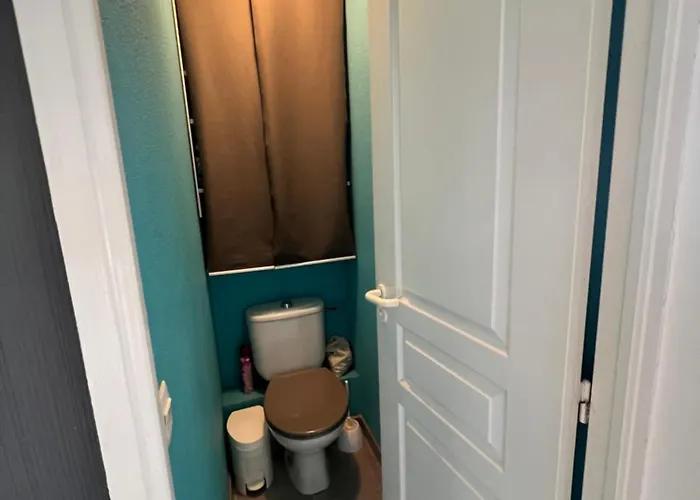 Superbe T2 Face Piscine Six-Fours-les-Plages