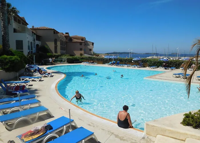 Superbe T2 Face Piscine Apartament